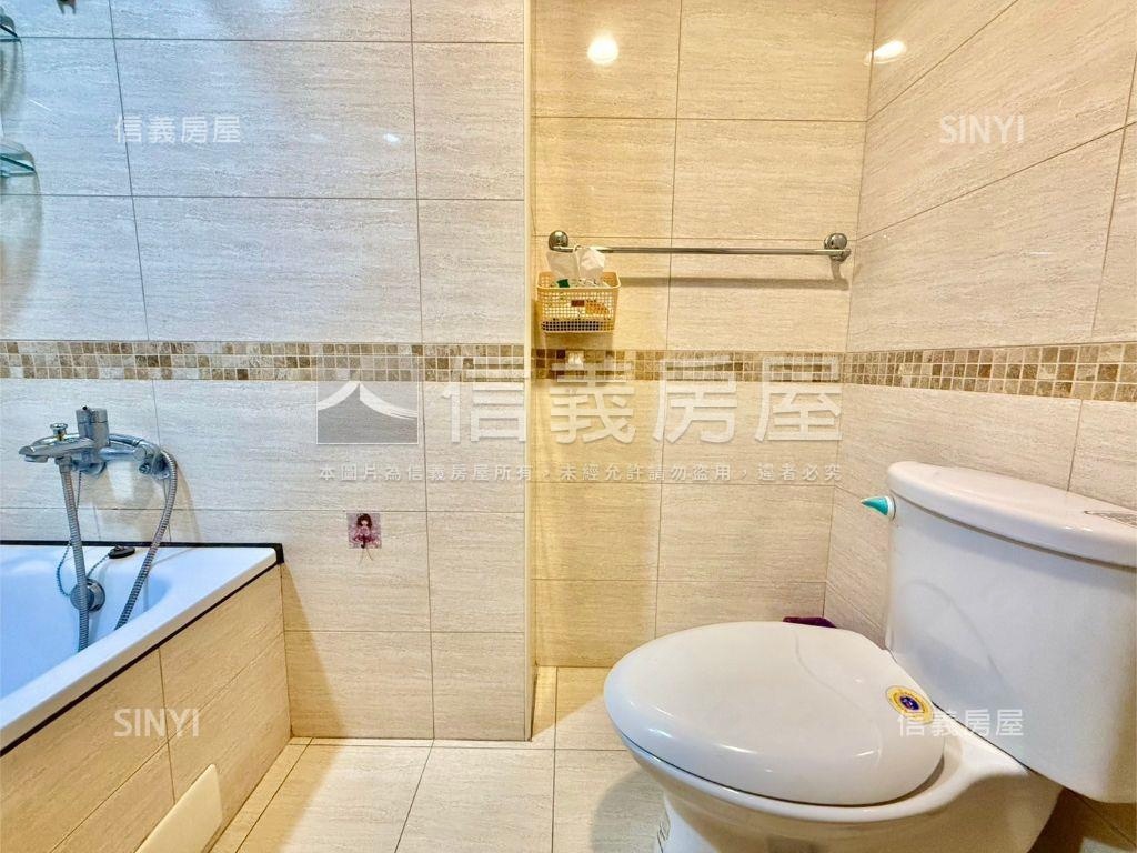 北美館綠意校景四房房屋室內格局與周邊環境