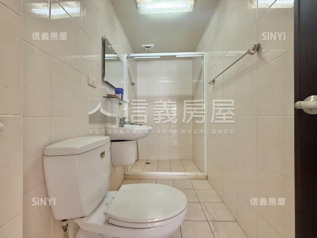 近東橋採光絕美車墅房屋室內格局與周邊環境