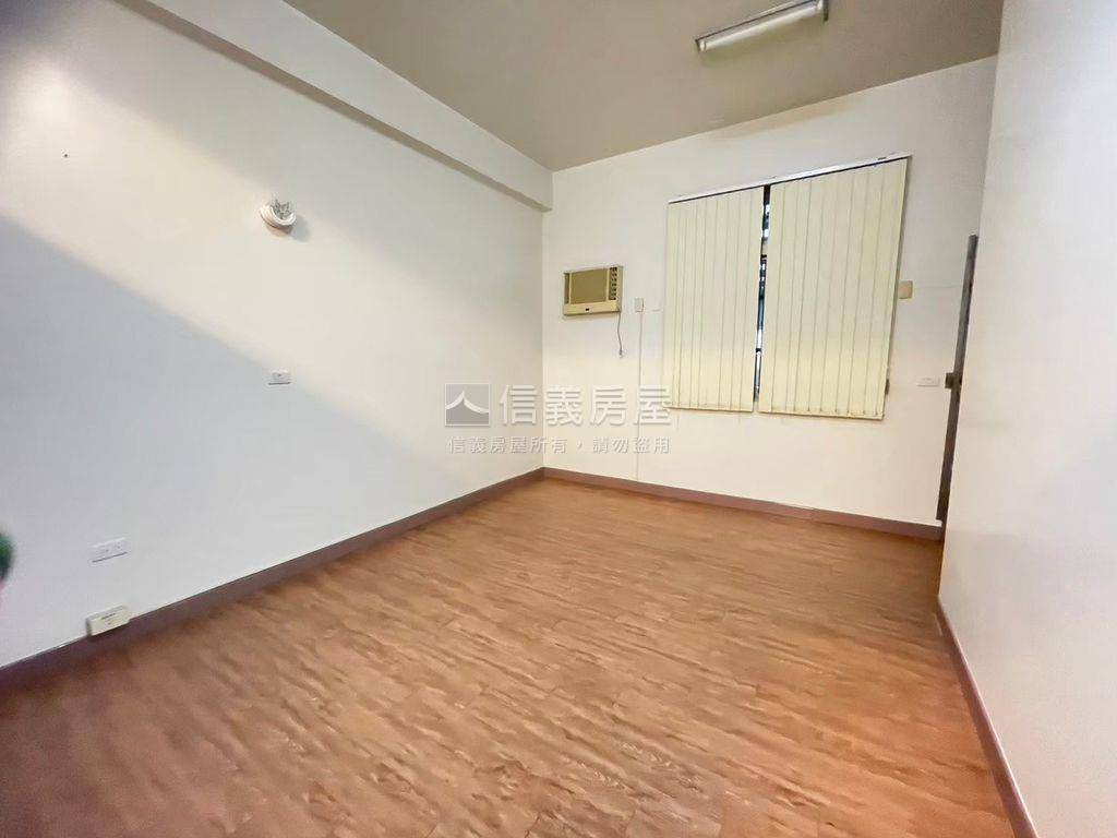 稀！文賢路透天金店面房屋室內格局與周邊環境