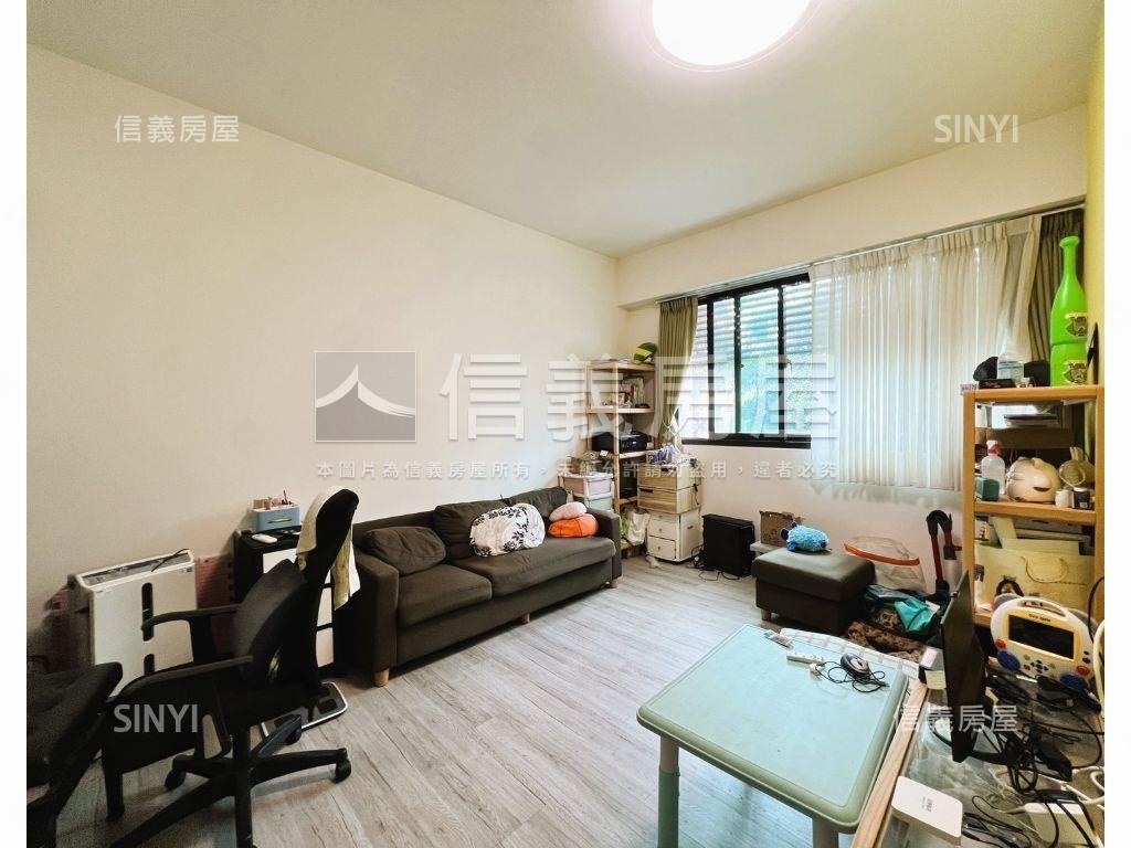 東勢㊣輕屋齡㊣大氣透天㊣房屋室內格局與周邊環境