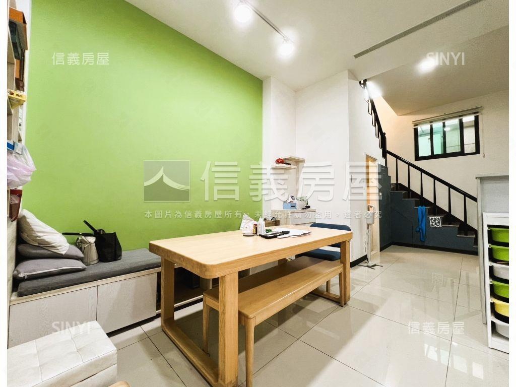 東勢㊣輕屋齡㊣大氣透天㊣房屋室內格局與周邊環境