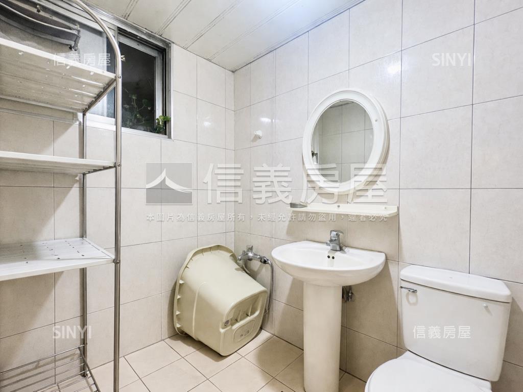 大馬路上黃金小公寓房屋室內格局與周邊環境