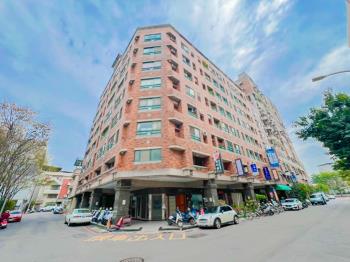 立人國小旁～１＋２樓角店