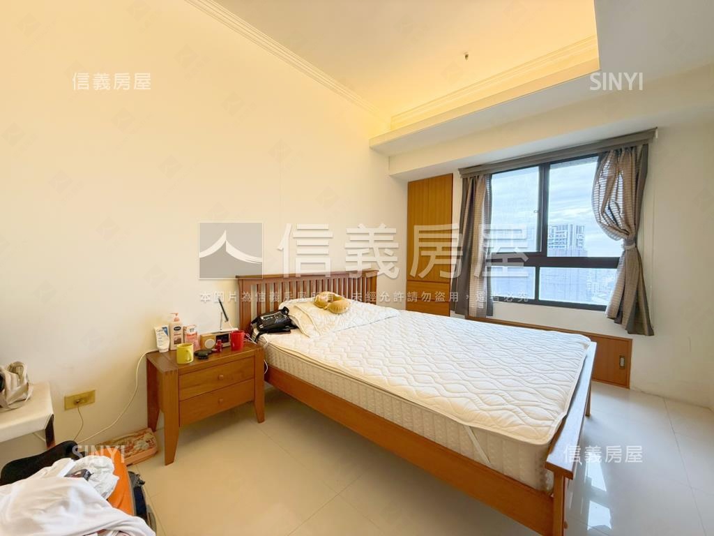 鄉林凱撒高樓三房車位房屋室內格局與周邊環境