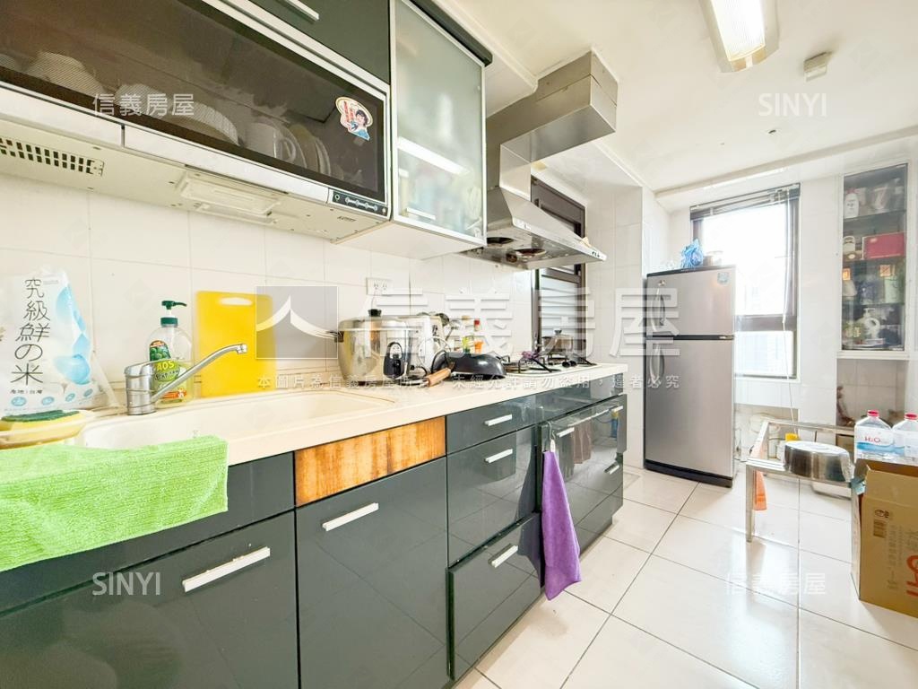 鄉林凱撒高樓三房車位房屋室內格局與周邊環境