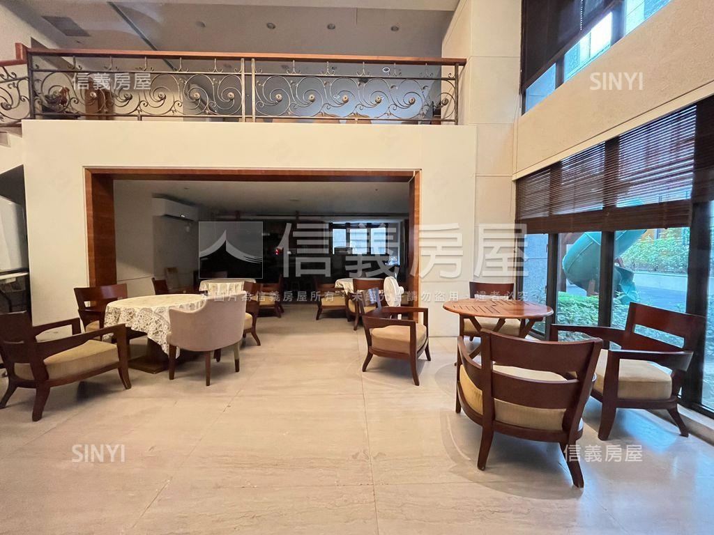 鄉林凱撒高樓三房車位房屋室內格局與周邊環境