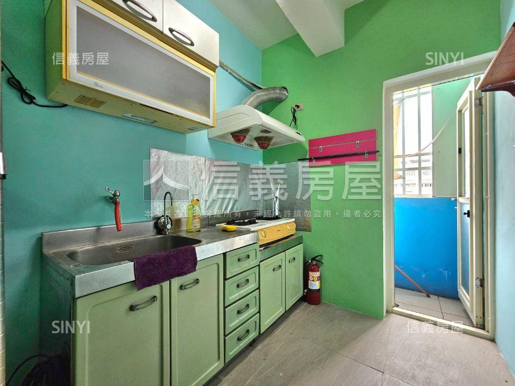 近中國醫低總價採光好公寓房屋室內格局與周邊環境