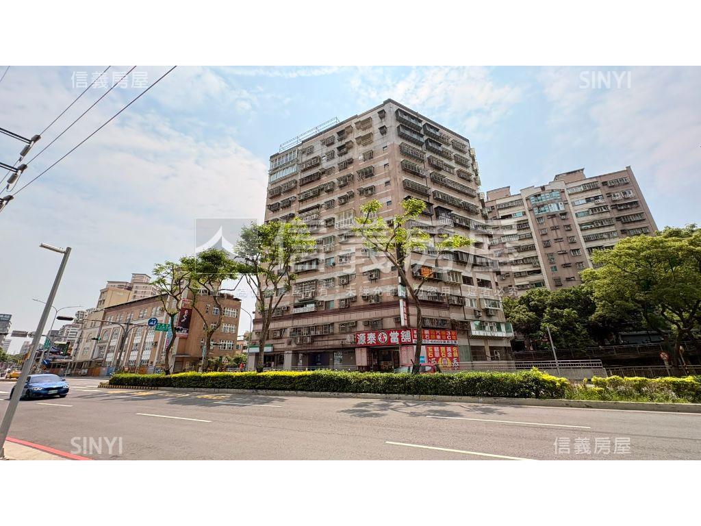 正中央路三段低總價金店面房屋室內格局與周邊環境