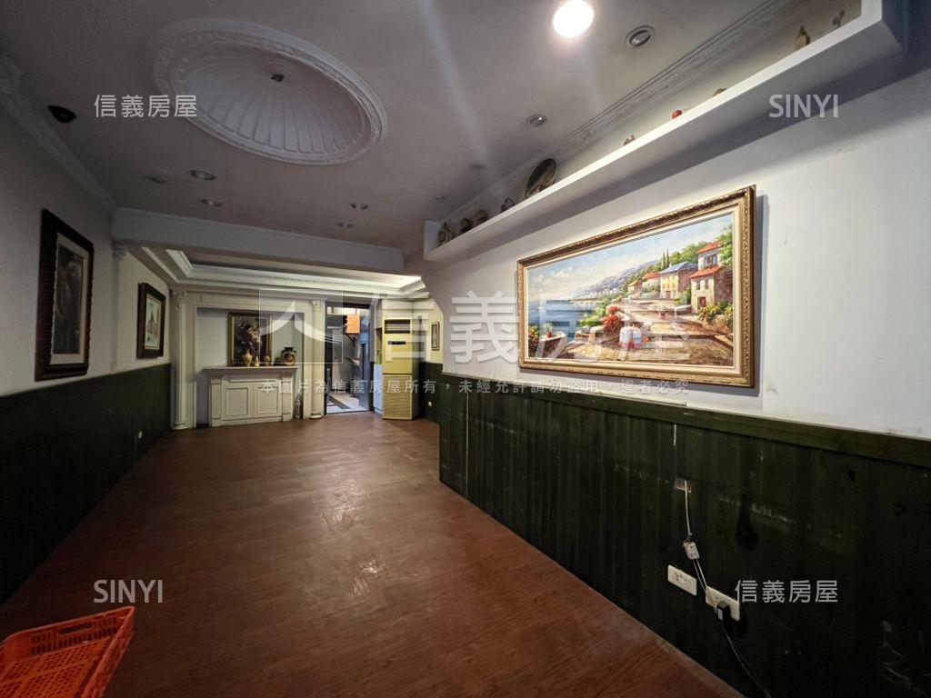 捷運信義路１＋２樓房屋室內格局與周邊環境