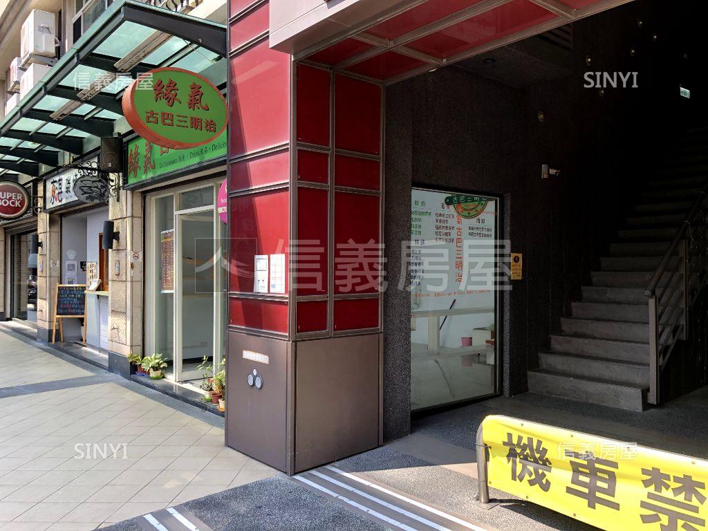 金財神優質店面趕快來看房屋室內格局與周邊環境