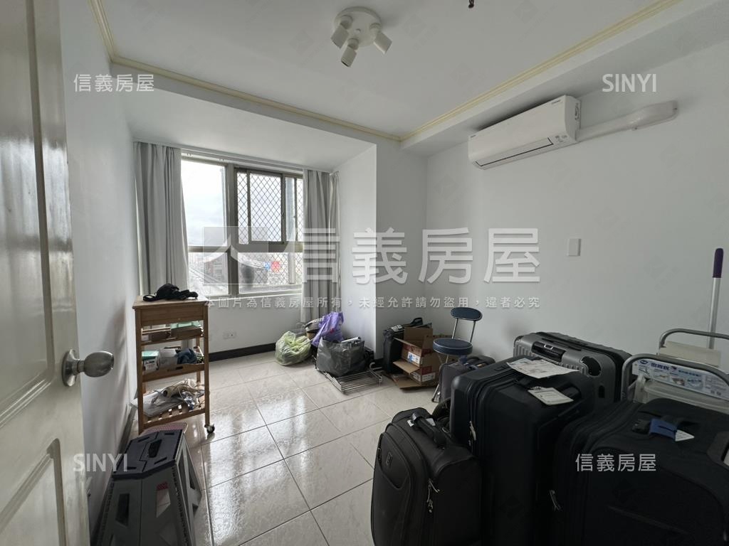翡翠高樓邊間美兩房房屋室內格局與周邊環境