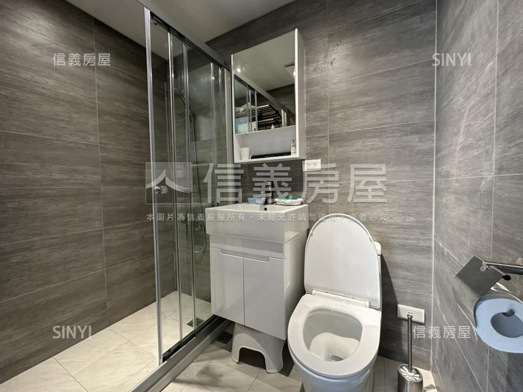 翡翠高樓邊間美兩房房屋室內格局與周邊環境