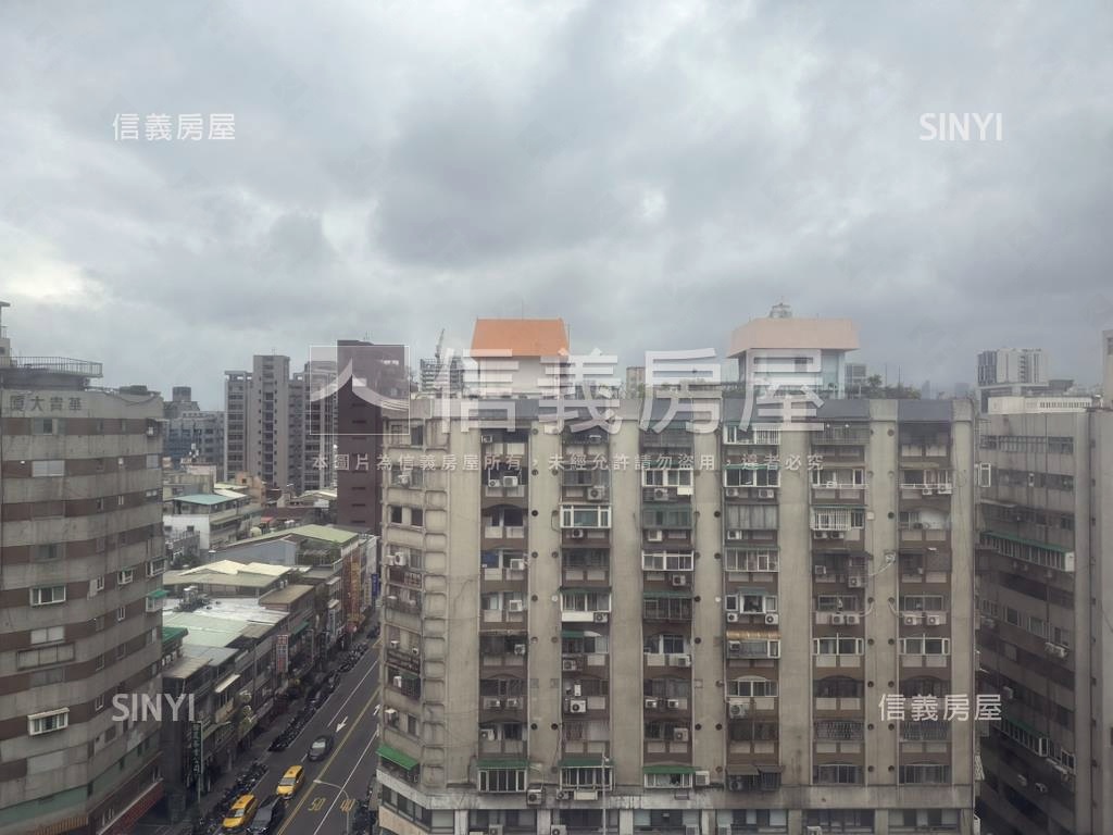 翡翠高樓邊間美兩房房屋室內格局與周邊環境