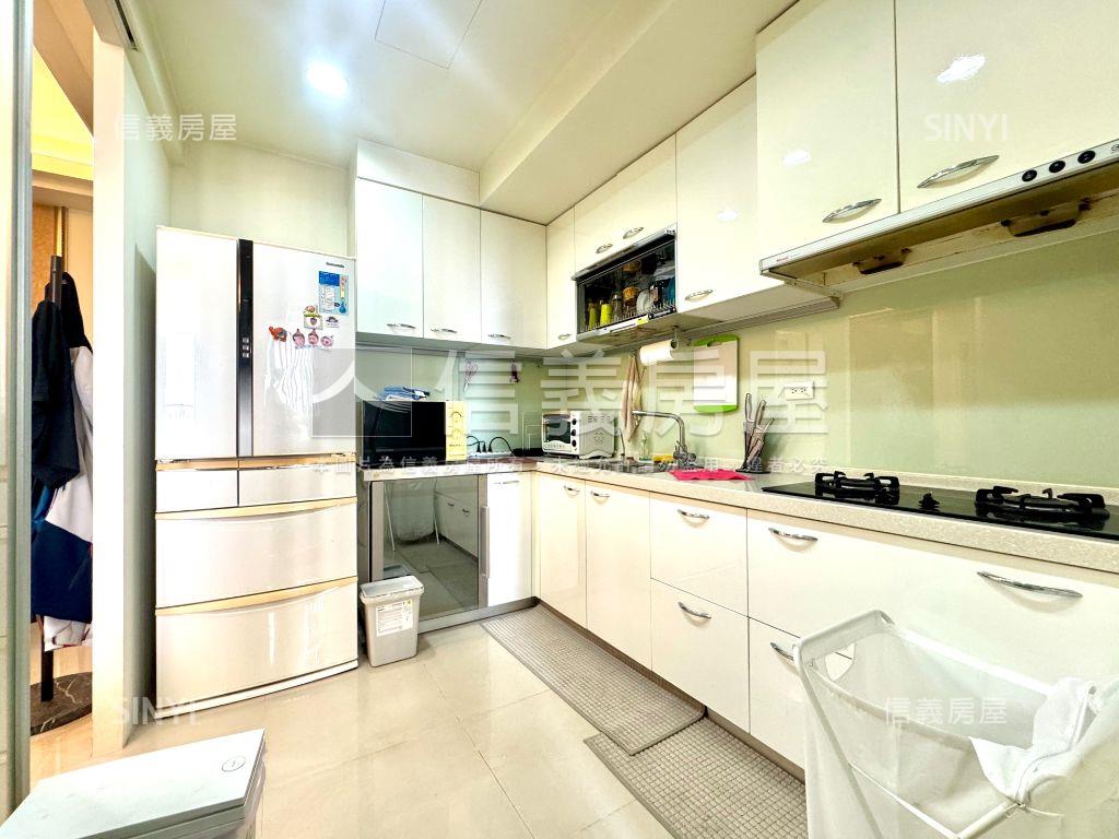 ＴＨＥＯＮＥ大兩房視野戶房屋室內格局與周邊環境