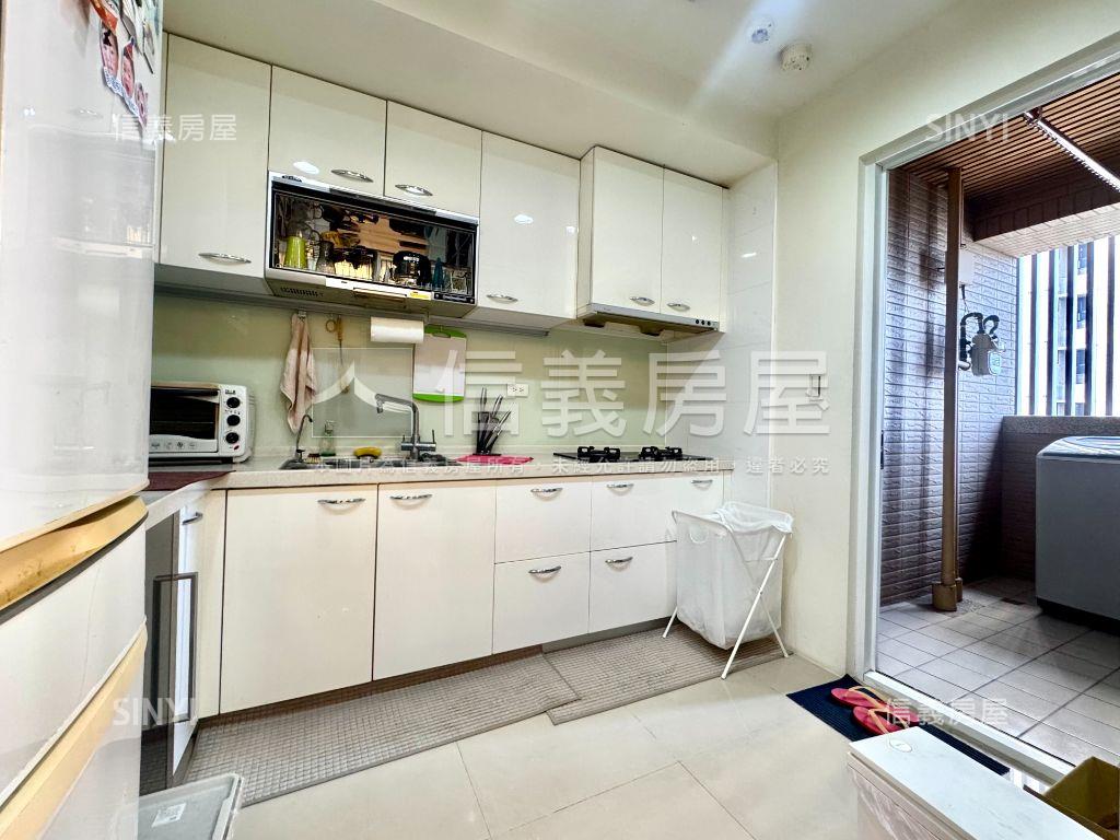 ＴＨＥＯＮＥ大兩房視野戶房屋室內格局與周邊環境