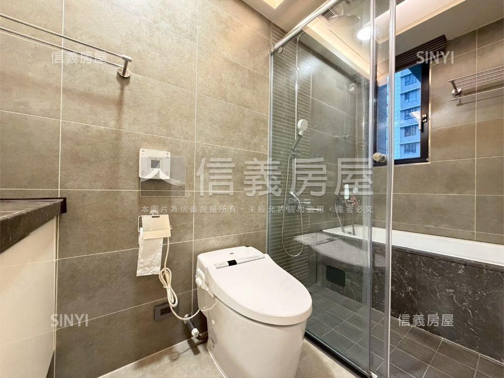 捷運豪邸碧瑤峰範房屋室內格局與周邊環境