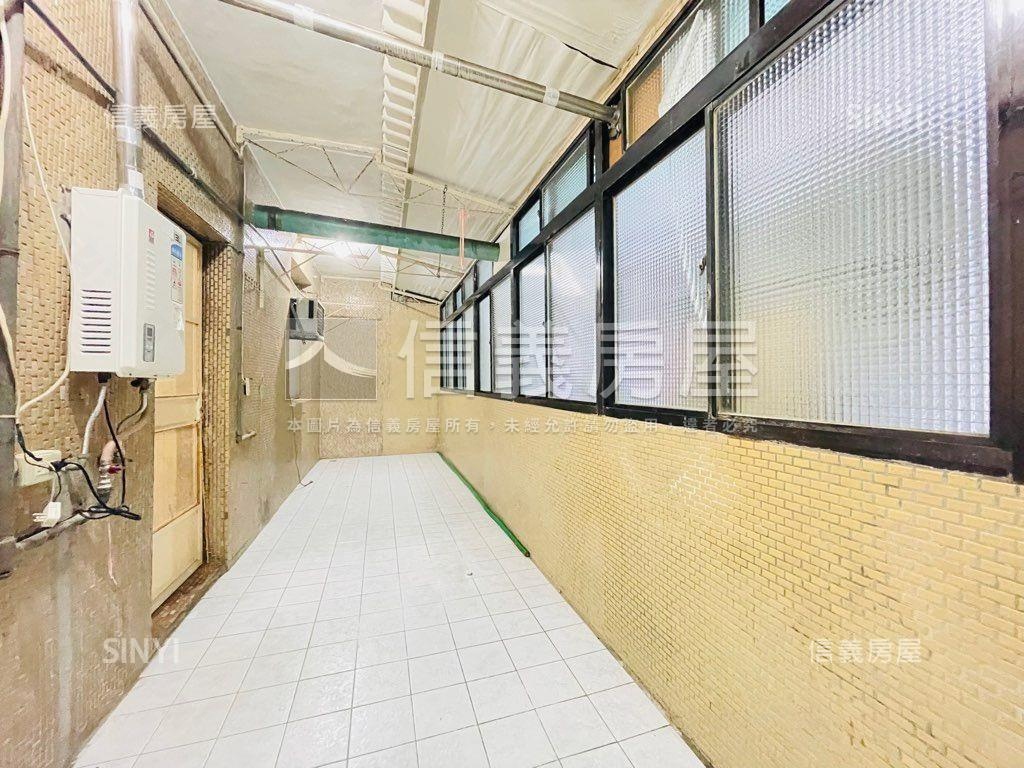 稀有【永春捷運】公寓２樓房屋室內格局與周邊環境