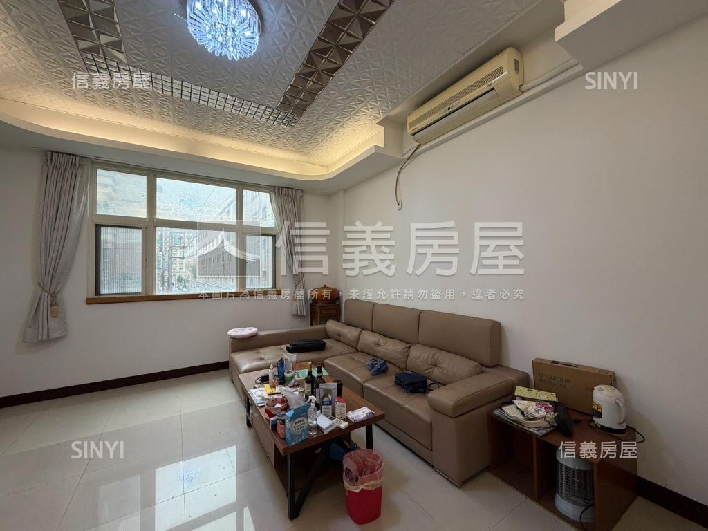 南勢運動中心旁寶藏店墅房屋室內格局與周邊環境