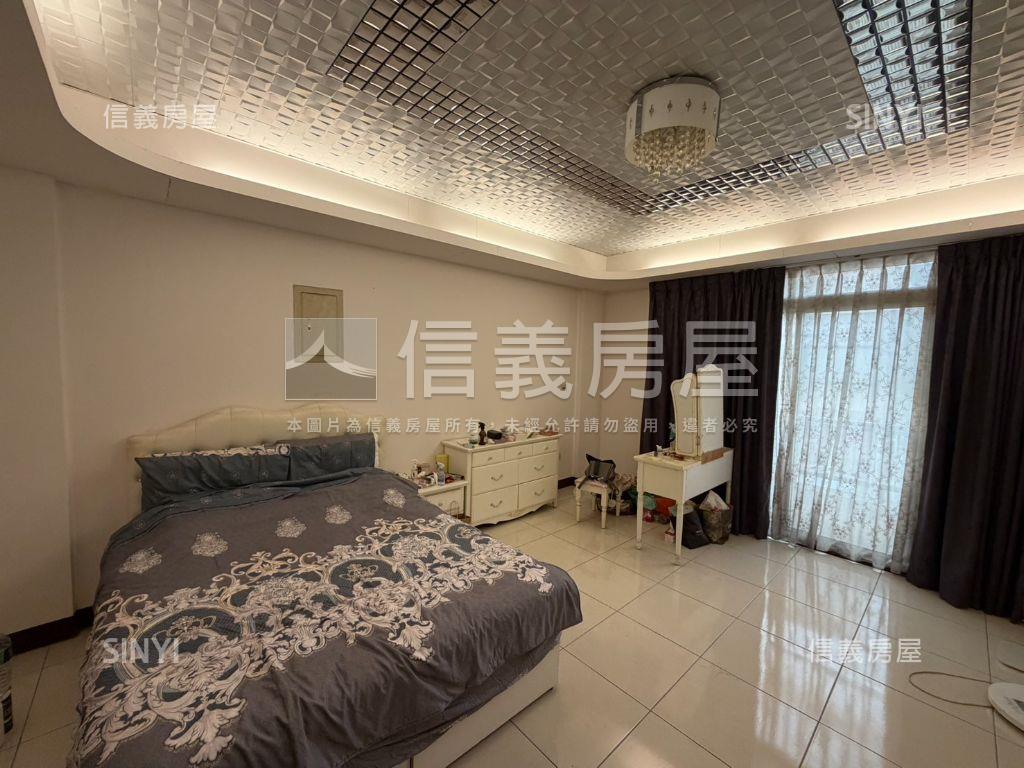 南勢運動中心旁寶藏店墅房屋室內格局與周邊環境