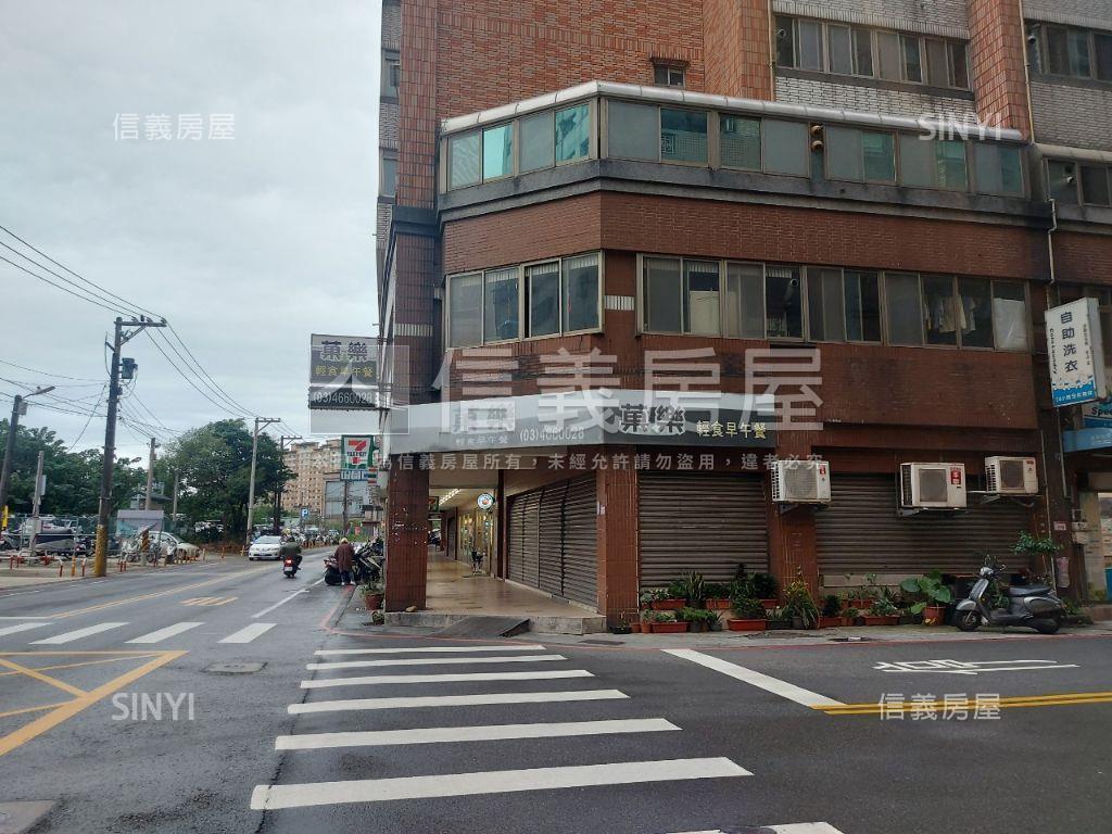 近未來體育園區三角窗店面房屋室內格局與周邊環境