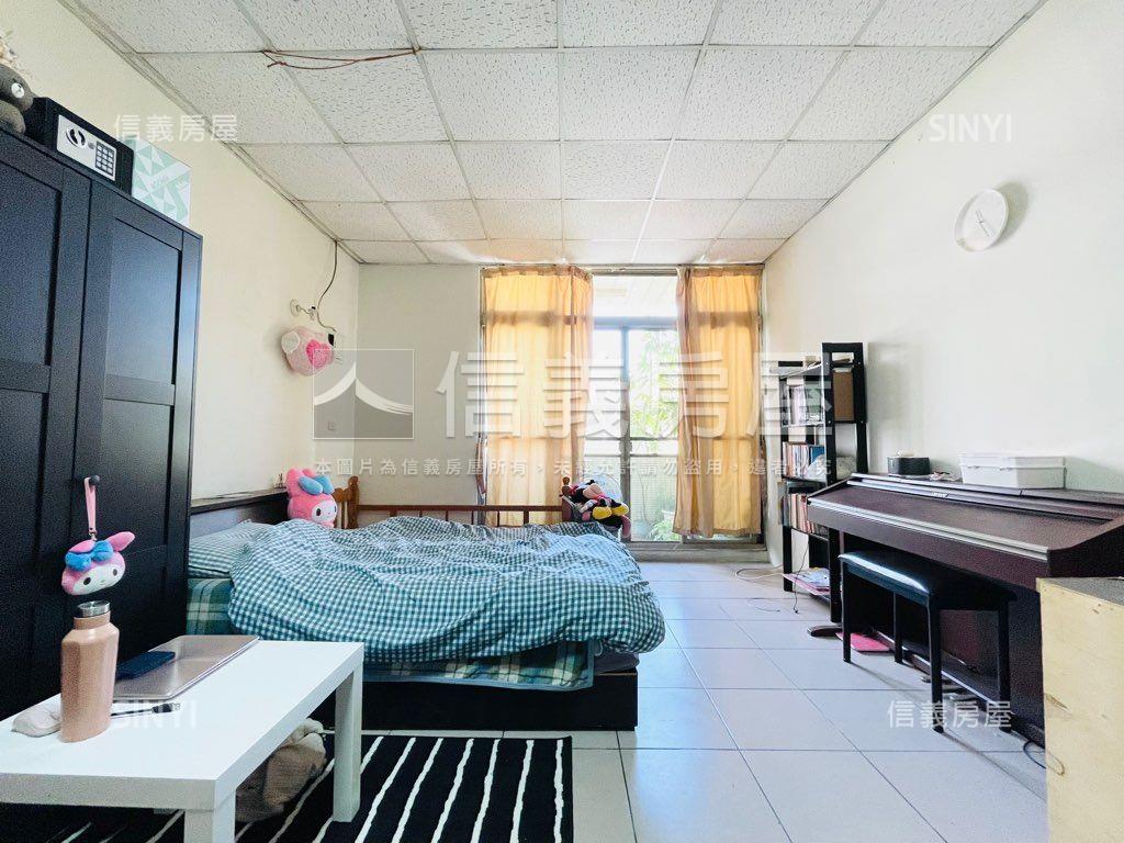 西區近忠明美透天房屋室內格局與周邊環境