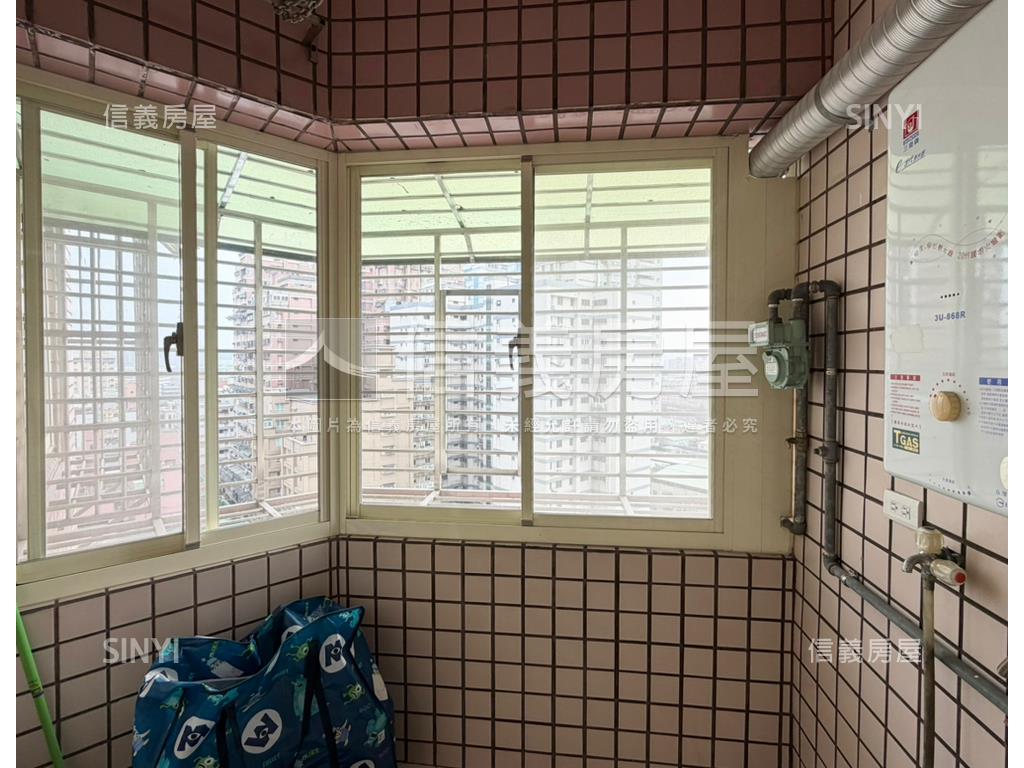 全新整理｜中平路兩房車位房屋室內格局與周邊環境