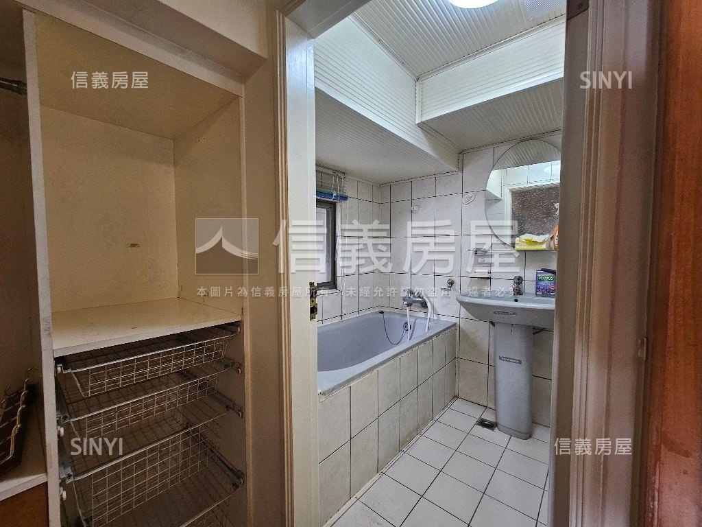 城市桂冠捷運旁高樓層美宅房屋室內格局與周邊環境