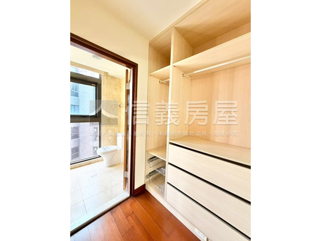 【全陽愛登堡】１０樓之２房屋室內格局與周邊環境