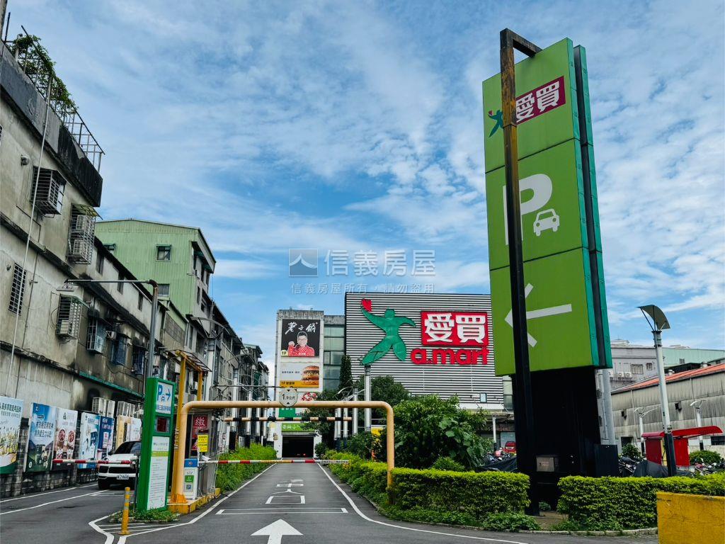 公園ＹＯＹＯ兩房車位房屋室內格局與周邊環境