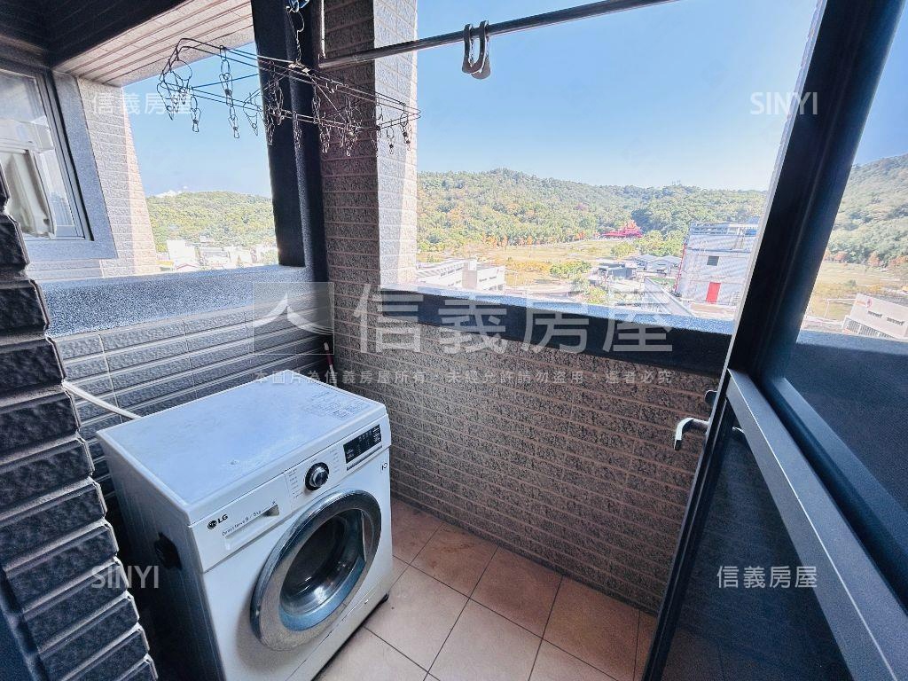 幸福公園成家兩房車位房屋室內格局與周邊環境