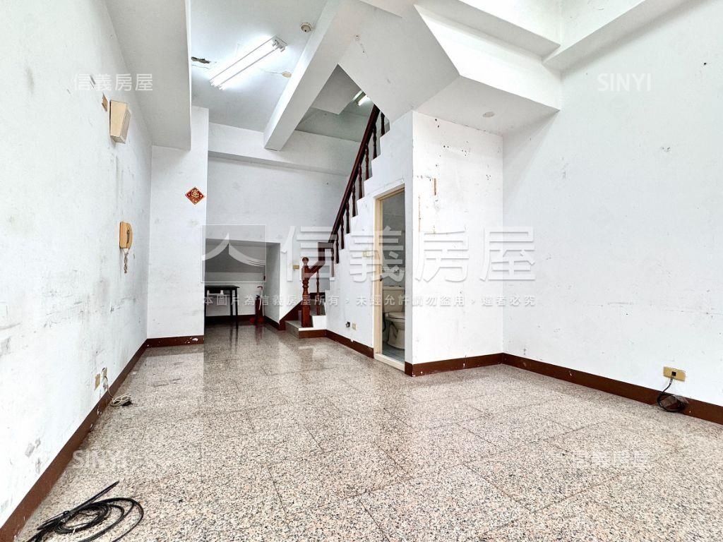 立大路金店面房屋室內格局與周邊環境