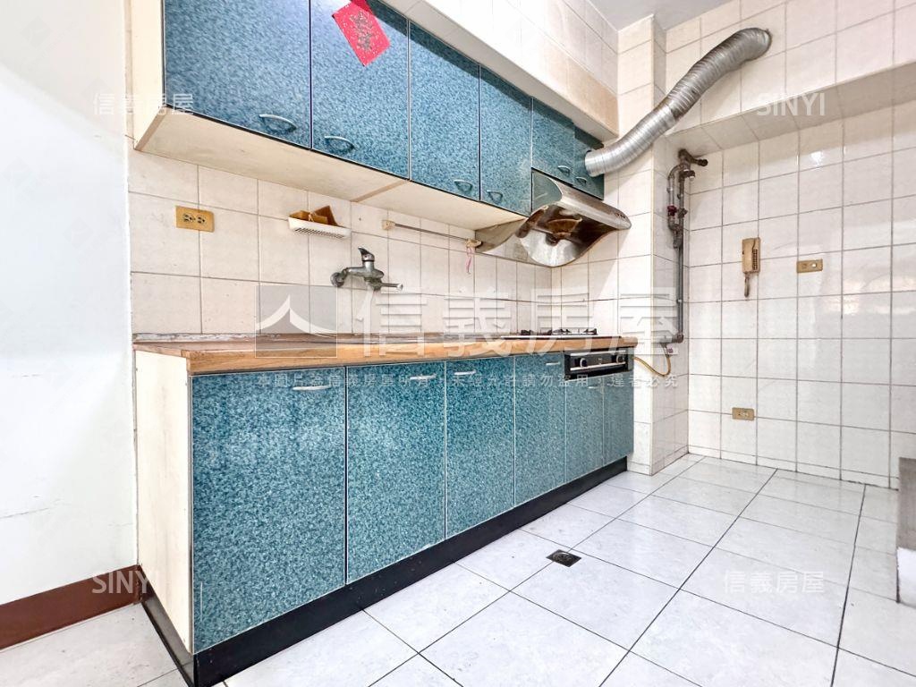 立大路金店面房屋室內格局與周邊環境