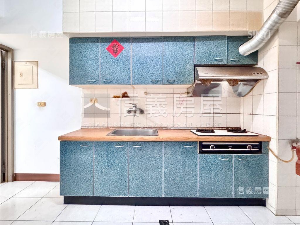 立大路金店面房屋室內格局與周邊環境