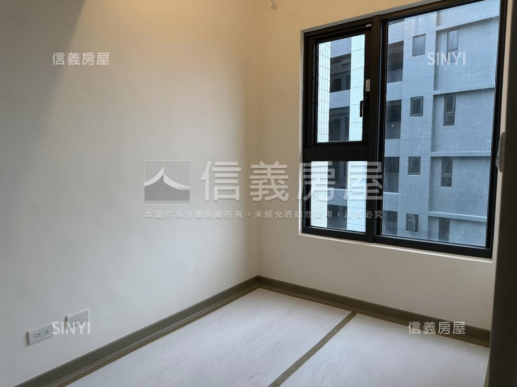 萊茵水花園三房平面車位房屋室內格局與周邊環境