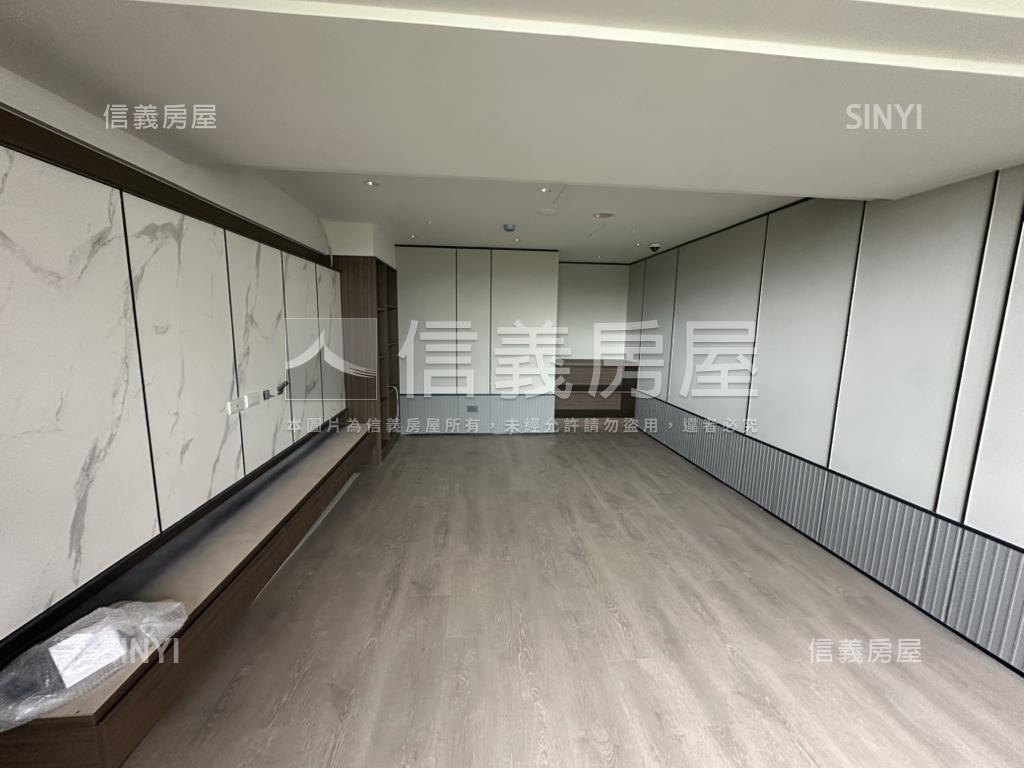 萊茵水花園三房平面車位房屋室內格局與周邊環境