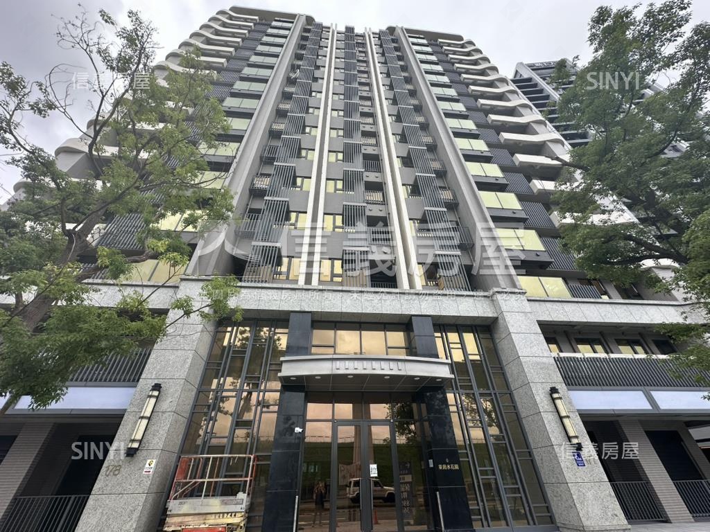 萊茵水花園三房平面車位房屋室內格局與周邊環境