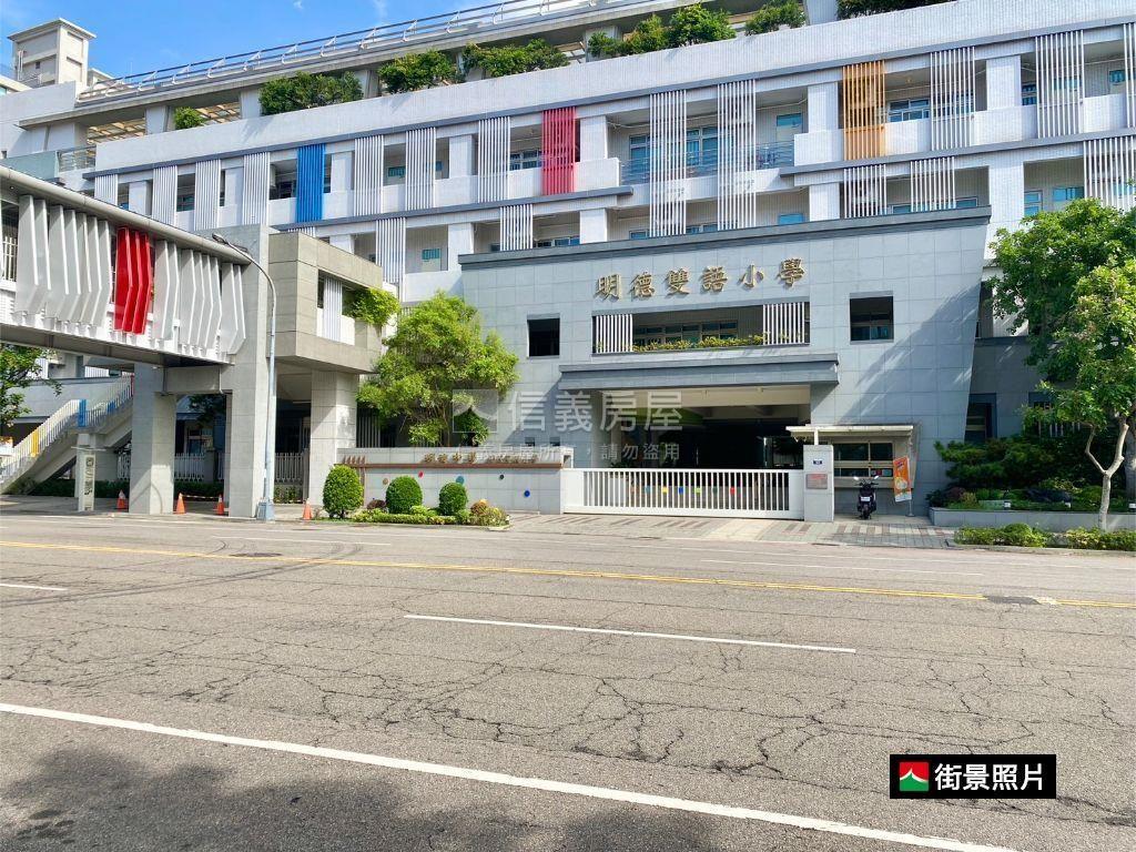 南區雙臨路邊間透天房屋室內格局與周邊環境