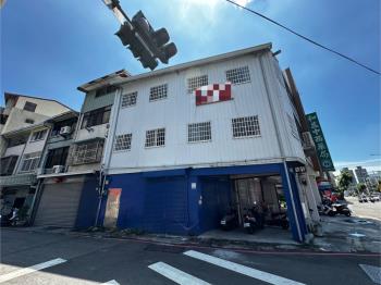南區雙臨路邊間透天