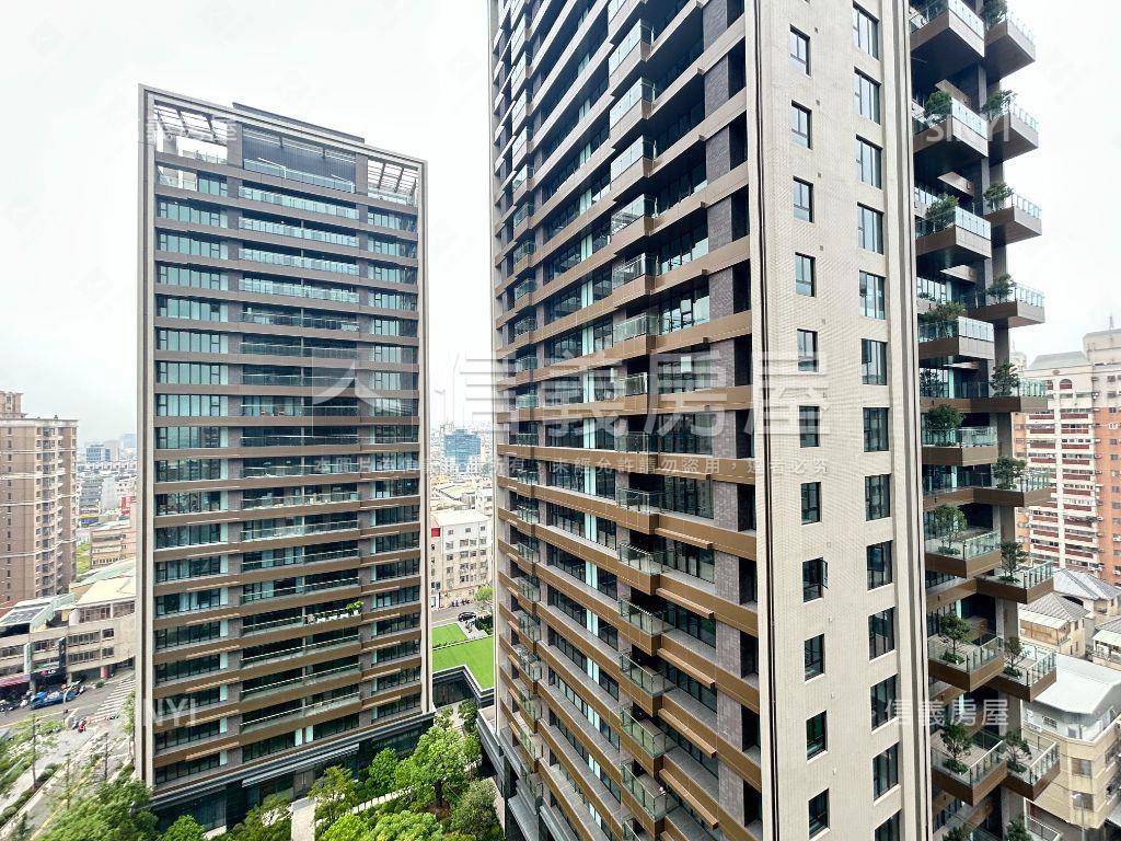 中科寶輝莊園三房雙平車房屋室內格局與周邊環境