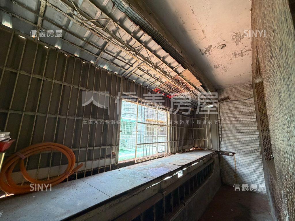 內壢高中後門大空間透天房屋室內格局與周邊環境