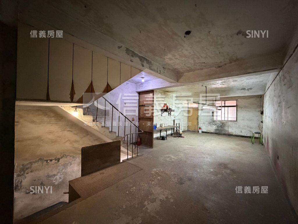 內壢高中後門大空間透天房屋室內格局與周邊環境
