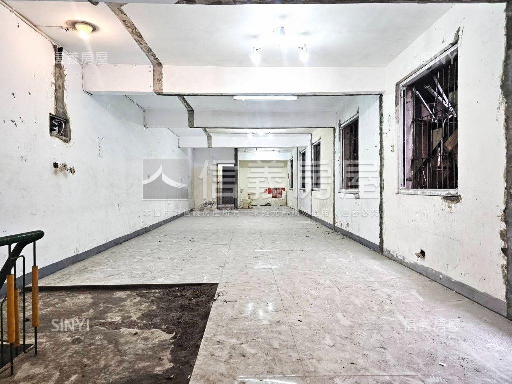 英專路稀有低總價土地房屋室內格局與周邊環境