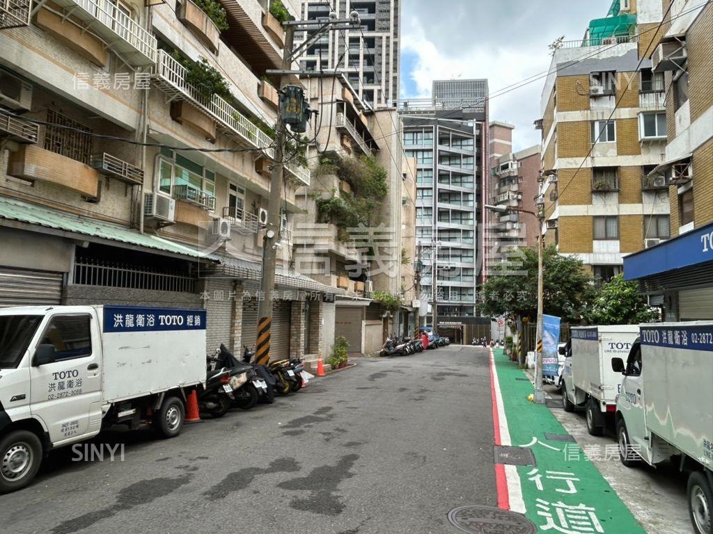 中山北庭院３房住辦一樓房屋室內格局與周邊環境