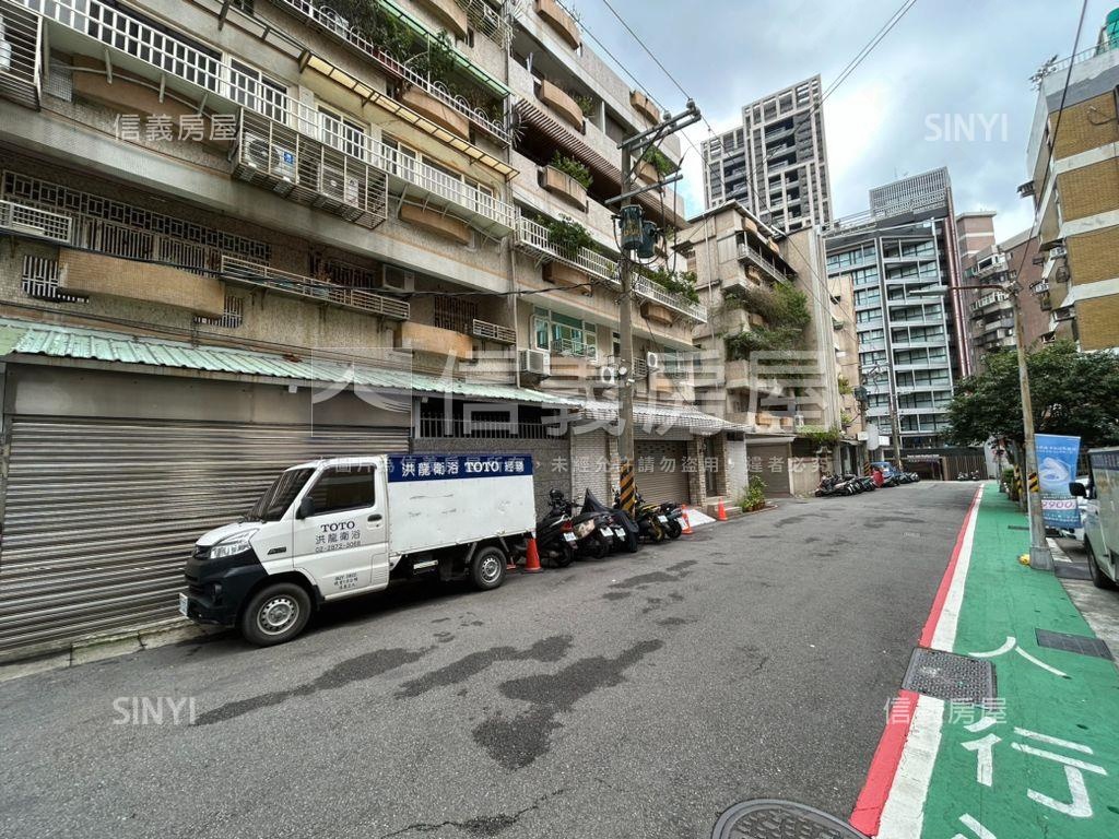 中山北庭院３房住辦一樓房屋室內格局與周邊環境