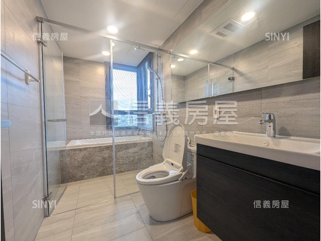 國泰ＭＯＳＴ＋三房平車房屋室內格局與周邊環境