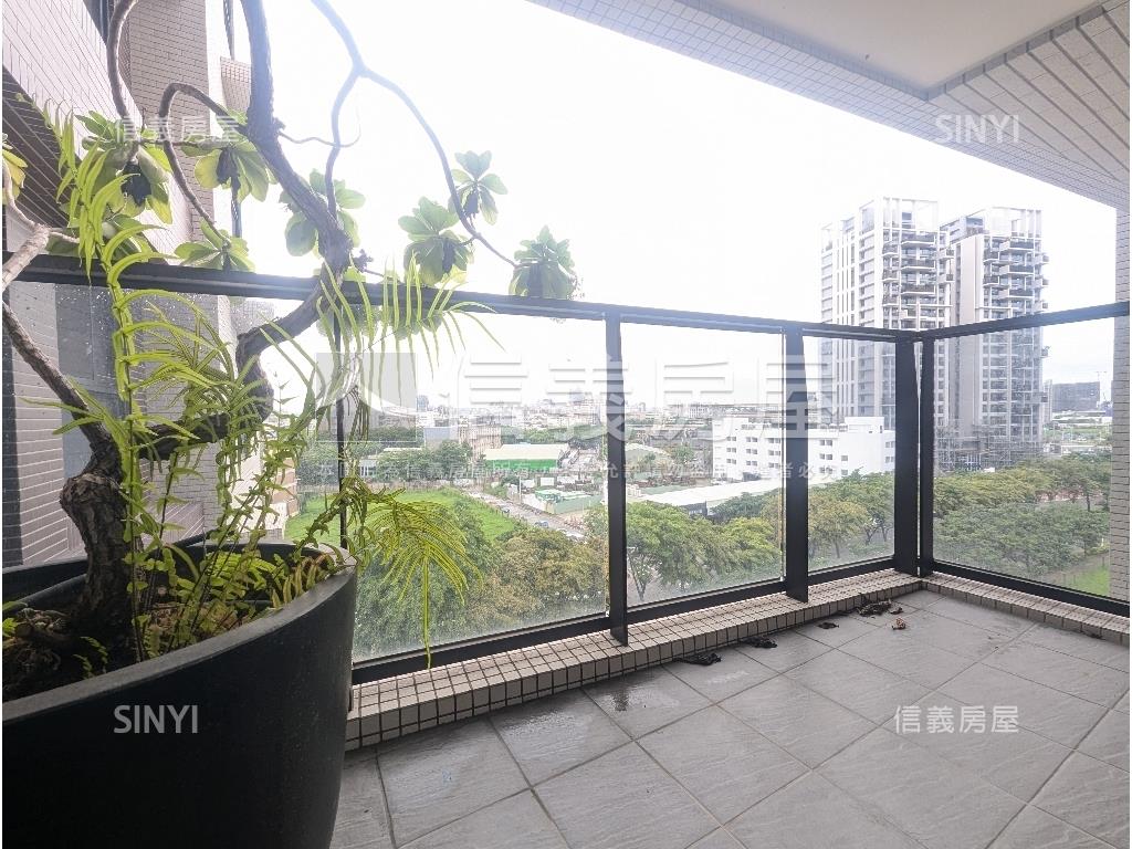 國泰ＭＯＳＴ＋三房平車房屋室內格局與周邊環境