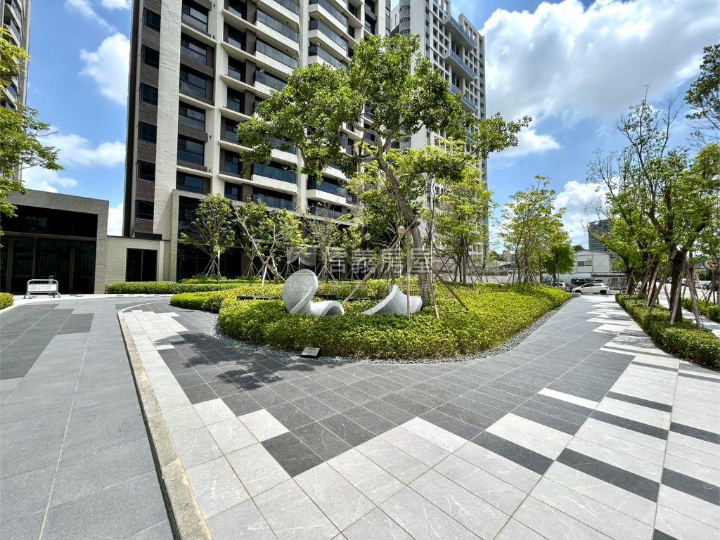 國泰ＭＯＳＴ＋三房平車房屋室內格局與周邊環境