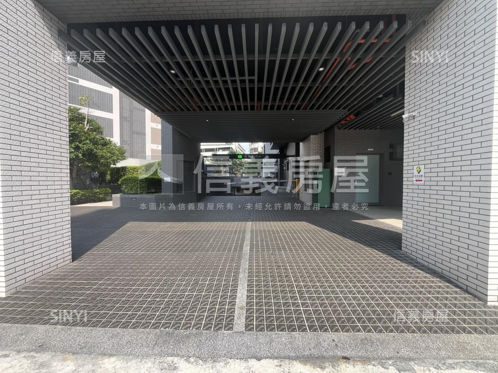 水湳經貿＊親家大鵬樹梢戶房屋室內格局與周邊環境