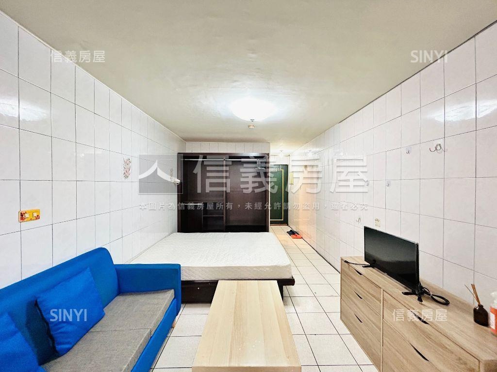 ⭐低總價陽台大套房⭐房屋室內格局與周邊環境