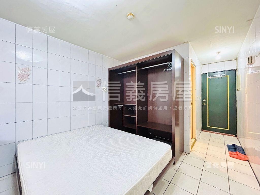 ⭐低總價陽台大套房⭐房屋室內格局與周邊環境